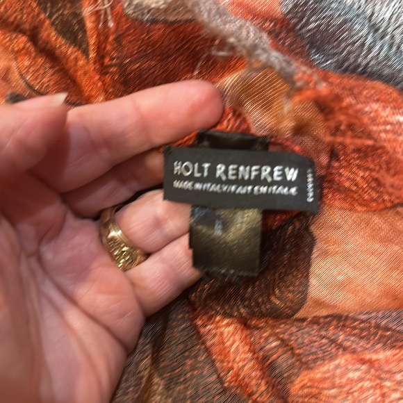 Holt Renfrew Italy Lightweight Dot Scarf Wrap - Picture 2 of 7